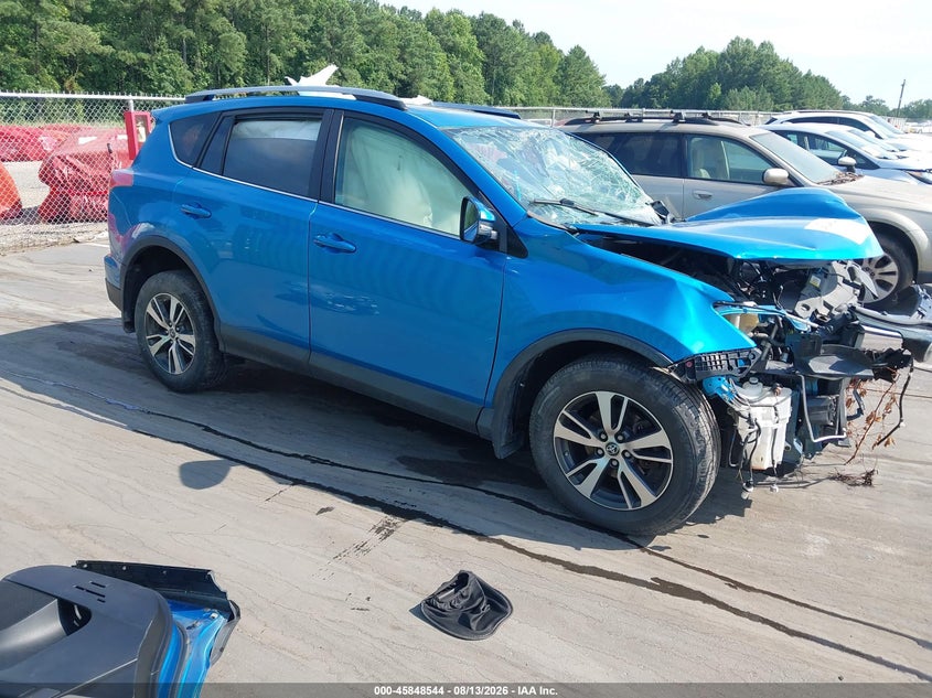 2017 TOYOTA RAV4 auction photo 1