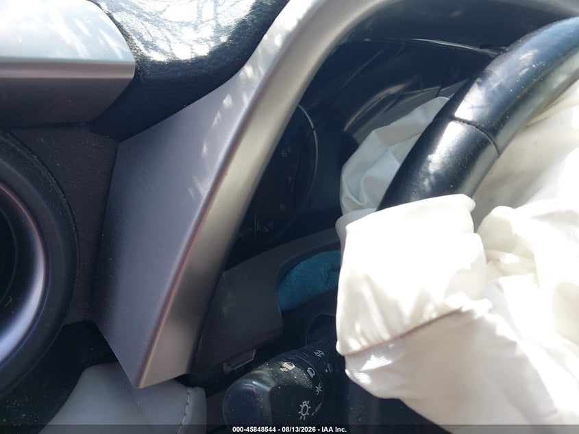 2017 TOYOTA RAV4 auction photo 7