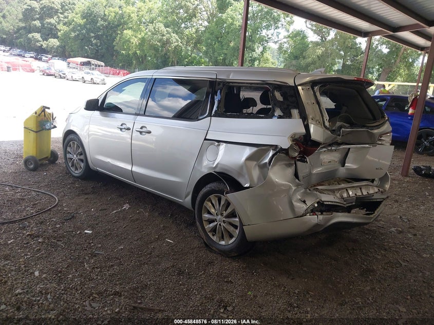 2017 KIA SEDONA auction photo 3