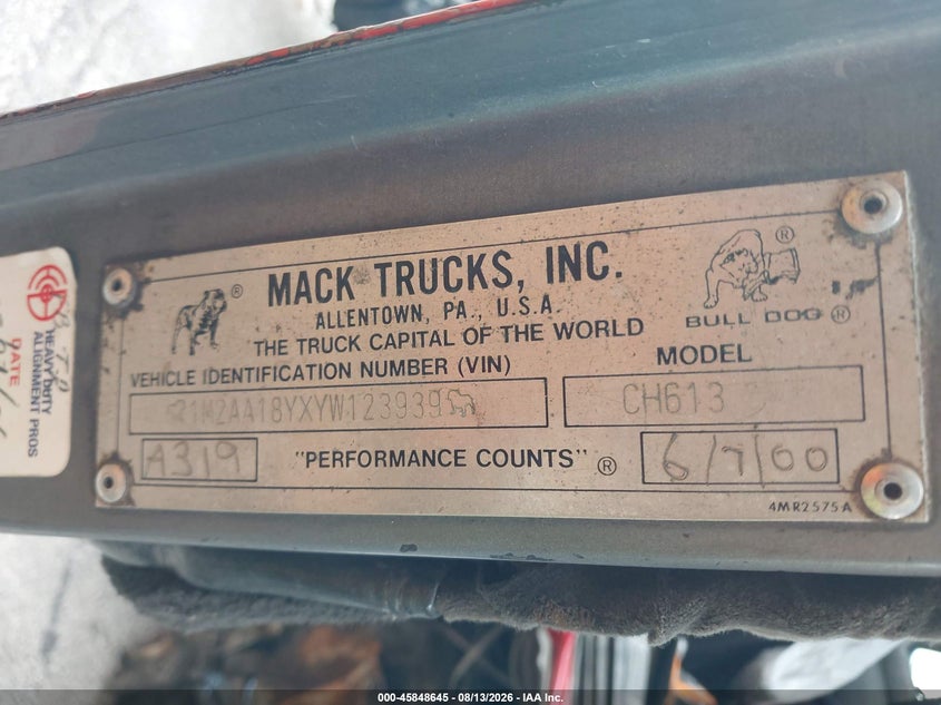 2000 MACK 600 auction photo 8