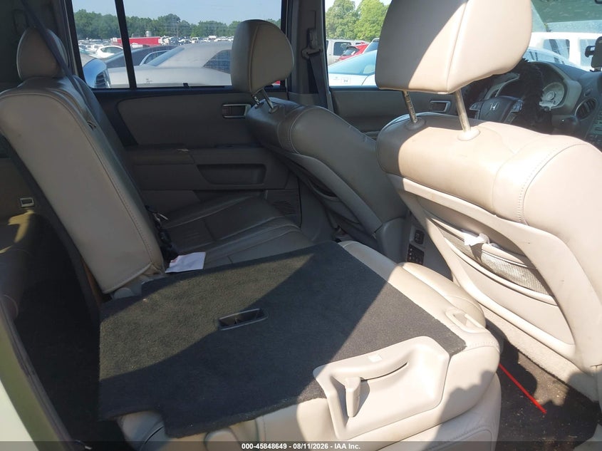 2011 HONDA PILOT auction photo 8