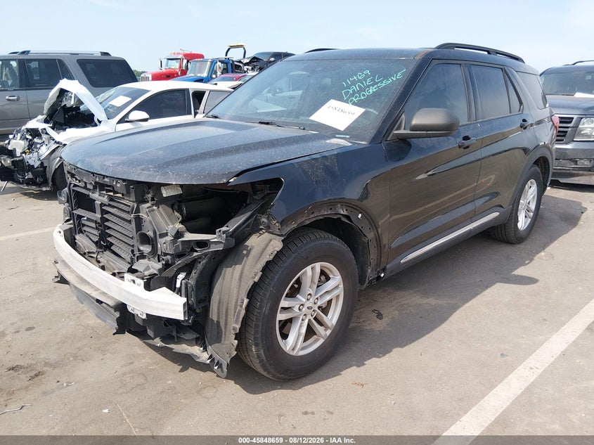 2020 Ford Explorer, Front End, IAAI, VIN 1FMSK7DH2LGB27013 — photo 2
