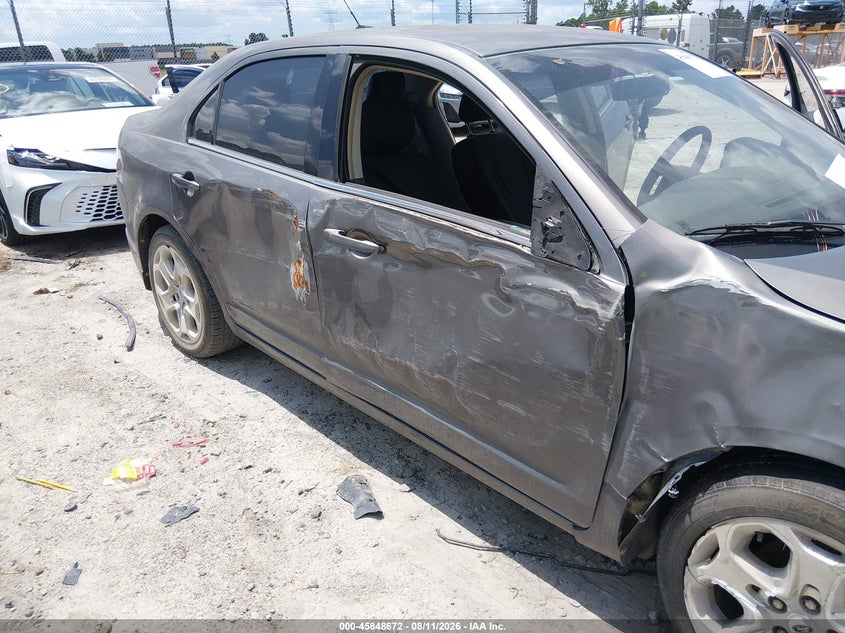 2011 FORD FUSION auction photo 6