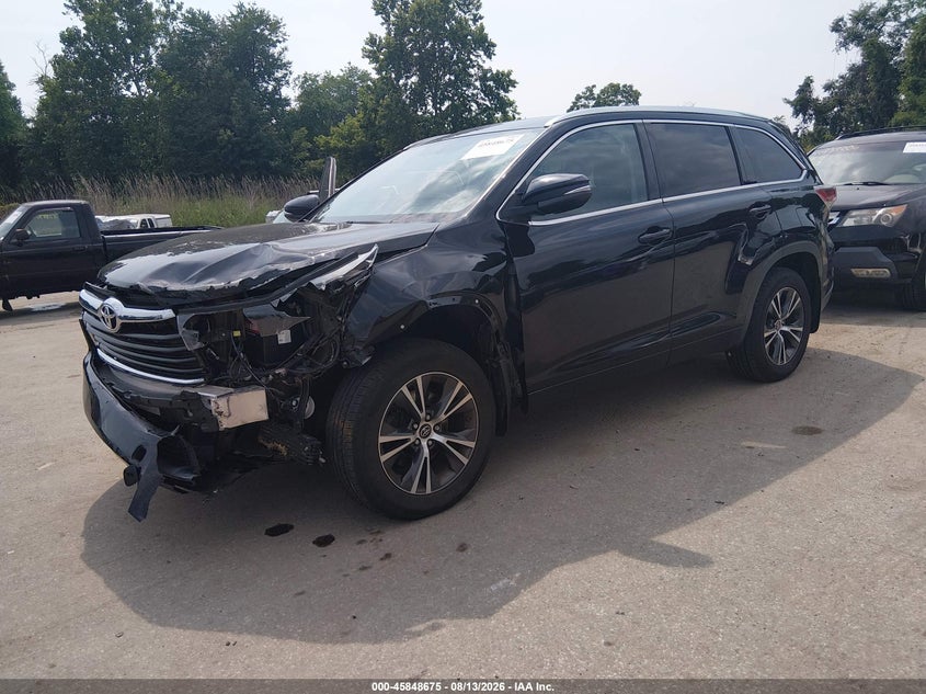 2016 TOYOTA HIGHLANDER XLE V6 · Фото 2