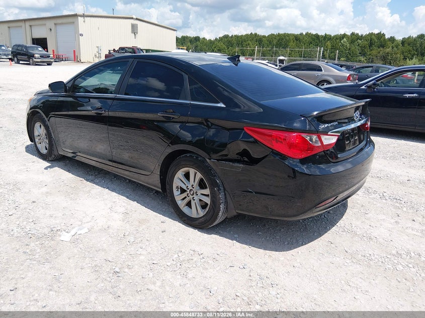 2013 HYUNDAI SONATA SEDAN 2.4L I-4 DI, DOHC, VVT, 198HP