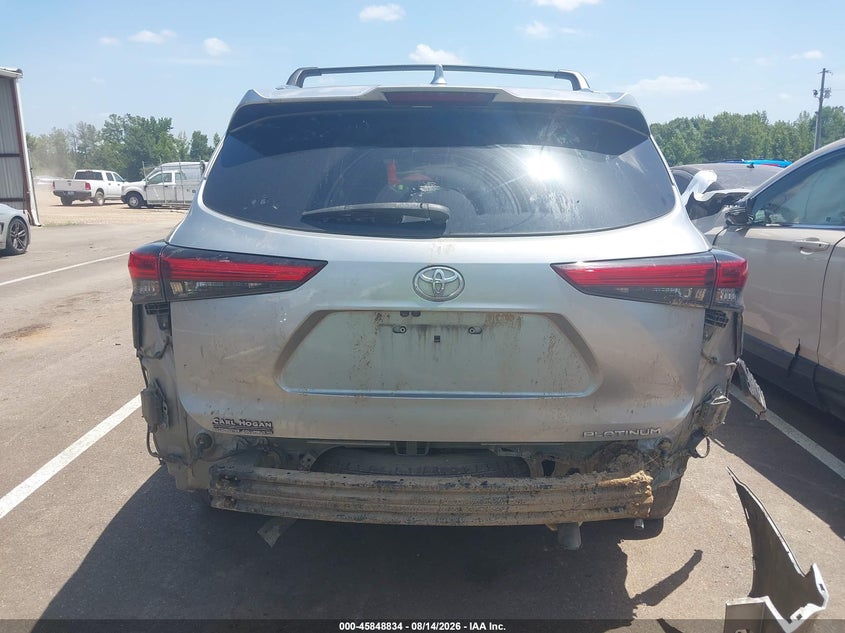 2021 Toyota Highlander (VIN: 5TDFZRAH2MS060728)