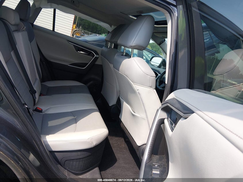 2019 TOYOTA RAV4 HYBRID auction photo 8
