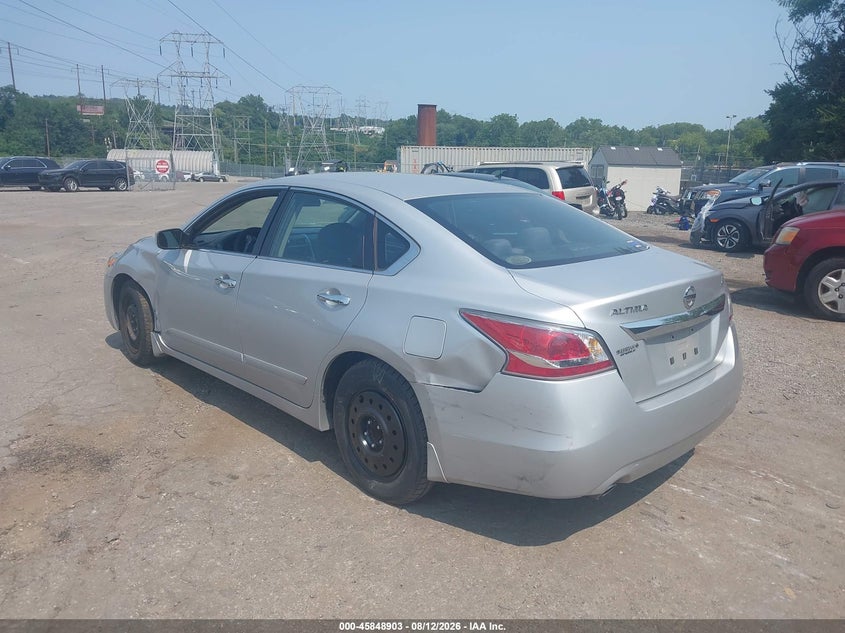 2015 NISSAN ALTIMA auction photo 3