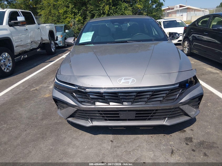 2024 HYUNDAI ELANTRA HYBRID auction photo 6