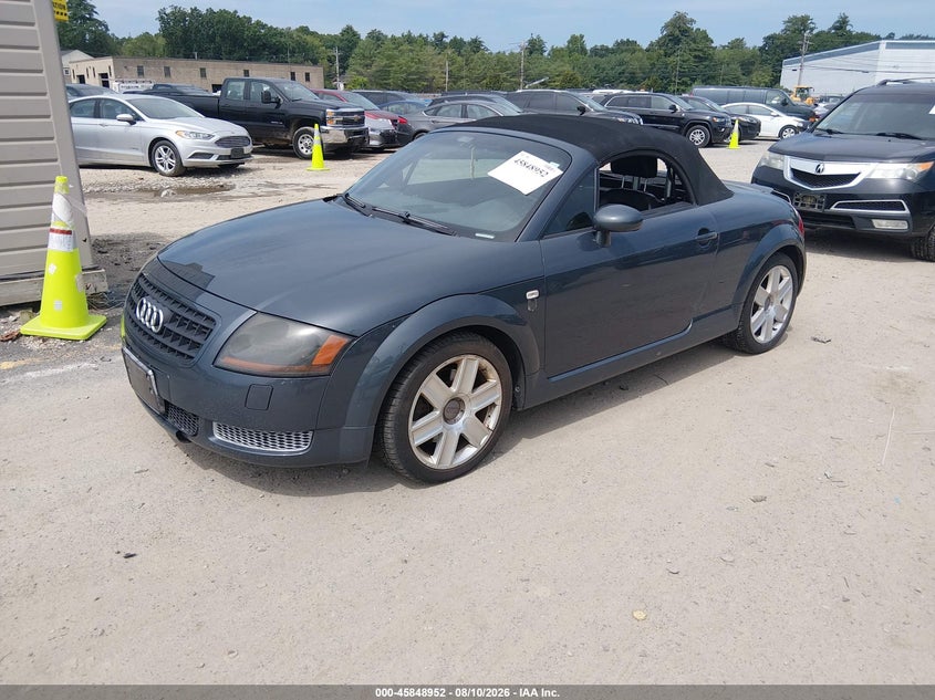 2004 AUDI TT auction photo 2