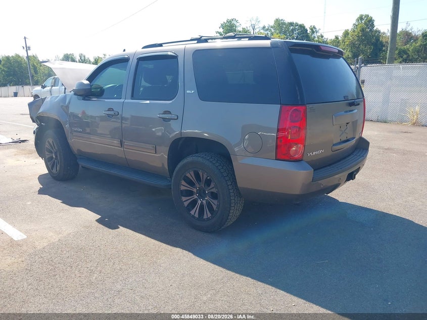 2013 GMC YUKON auction photo 3