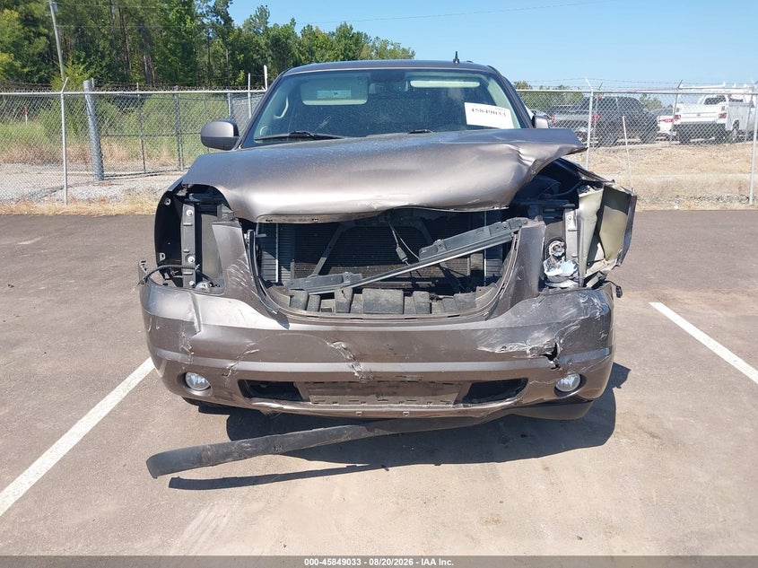 2013 GMC YUKON auction photo 6