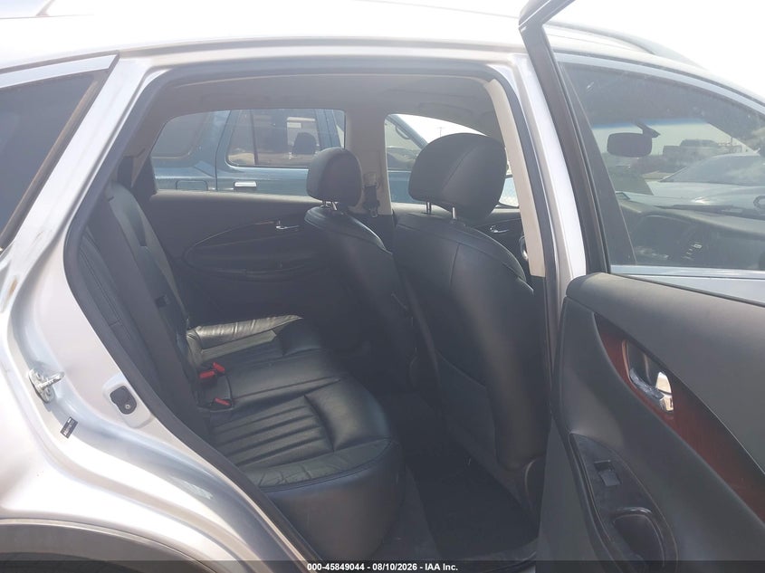 2016 INFINITI QX50 auction photo 8