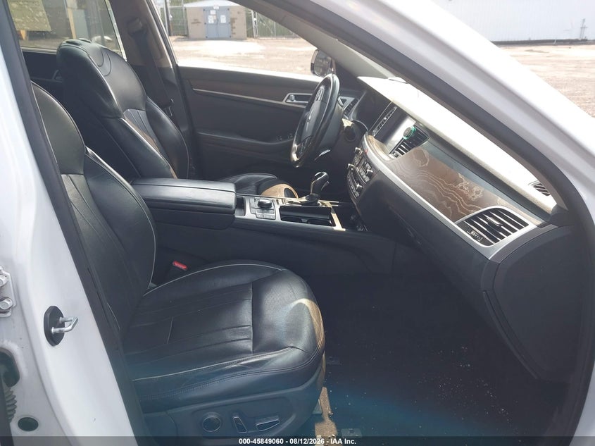 2015 HYUNDAI GENESIS auction photo 5