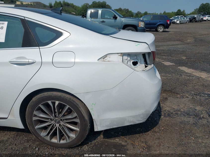 2015 HYUNDAI GENESIS auction photo 6