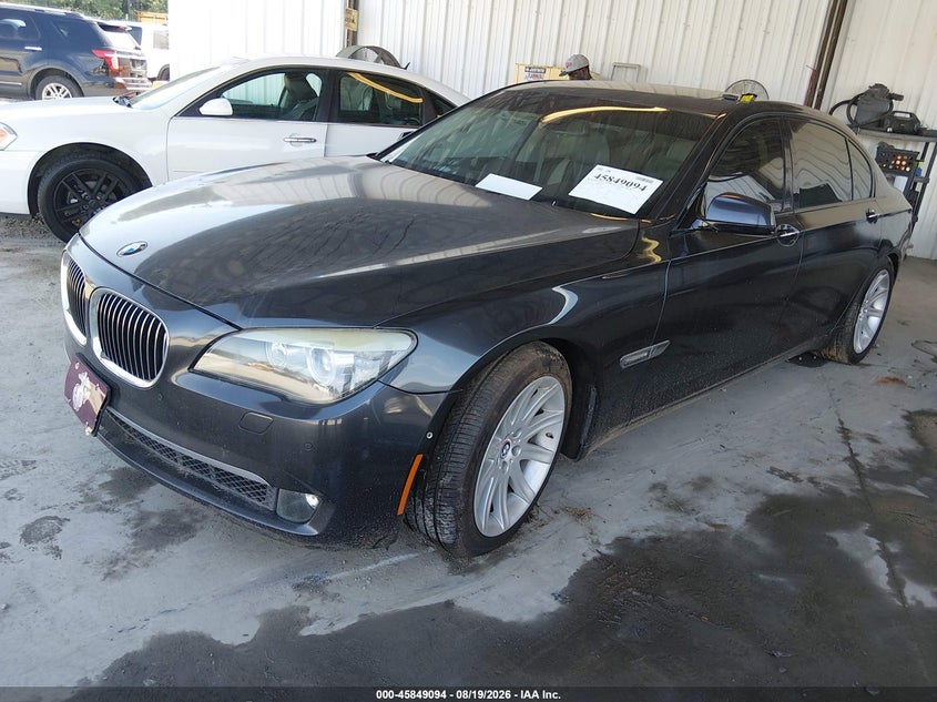 2010 BMW 750LI auction photo 2