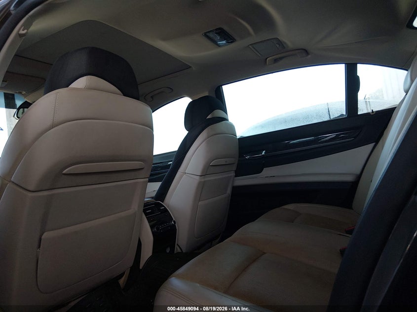 2010 BMW 750LI auction photo 8