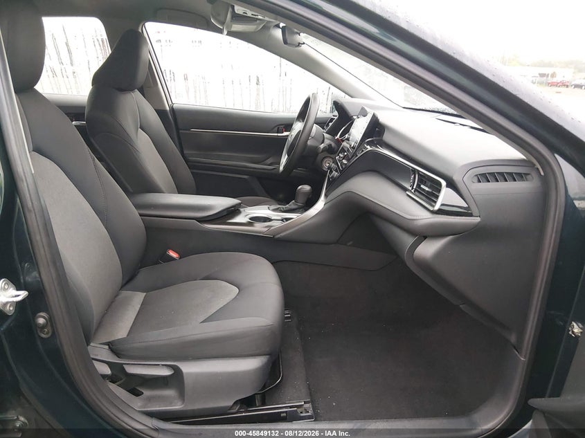 2021 TOYOTA CAMRY auction photo 5