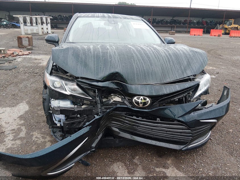 2021 TOYOTA CAMRY auction photo 6