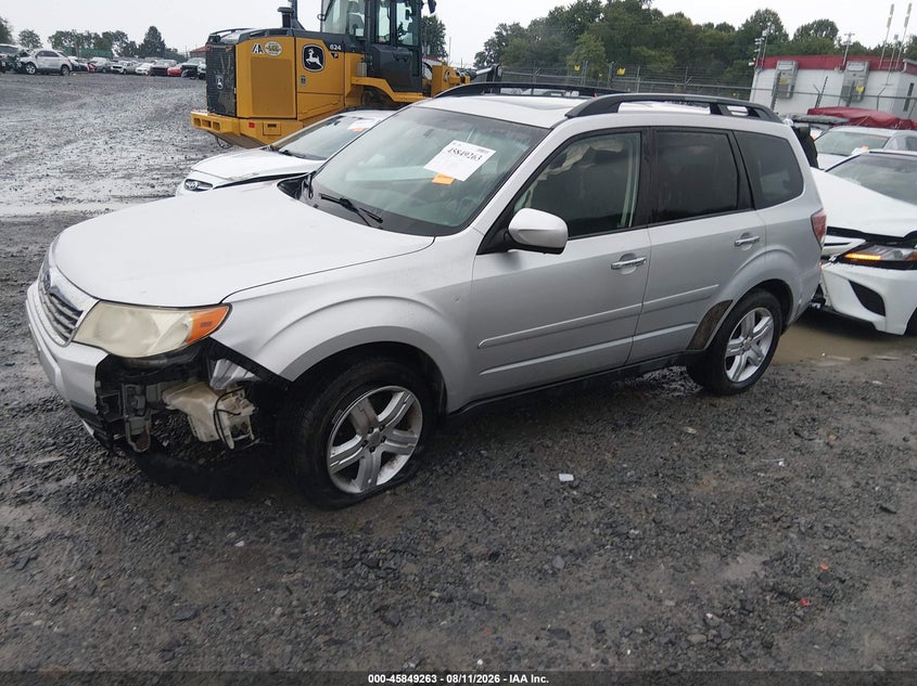 2010 Subaru Forester, Удар спереди, IAAI, VIN JF2SH6CC8AH731175 — фото 2