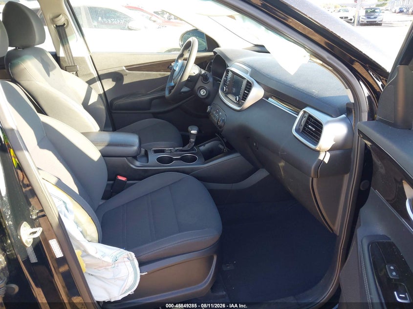 2019 KIA SORENTO auction photo 5
