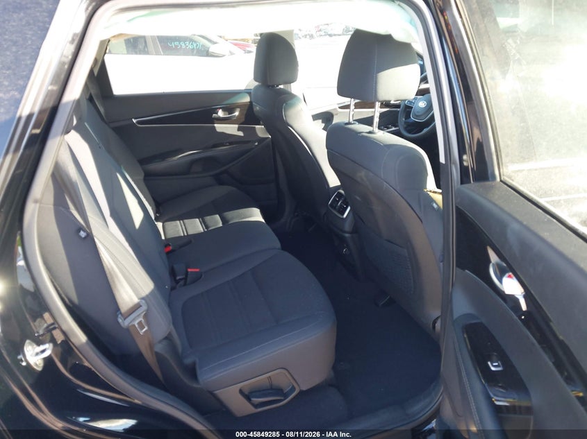 2019 KIA SORENTO auction photo 8
