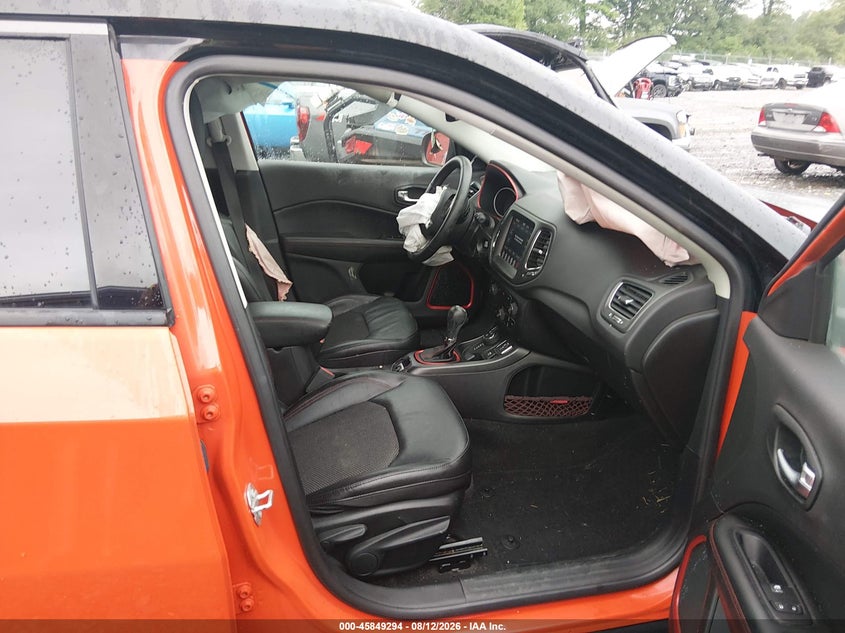 2020 JEEP COMPASS TRAILHAWK 4X4 · Фото 5