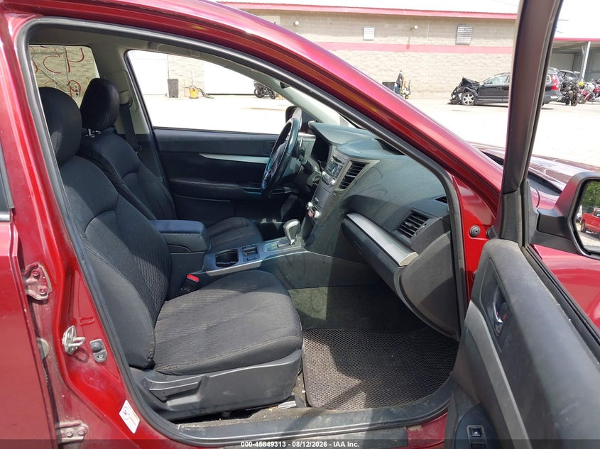 2012 SUBARU OUTBACK auction photo 5