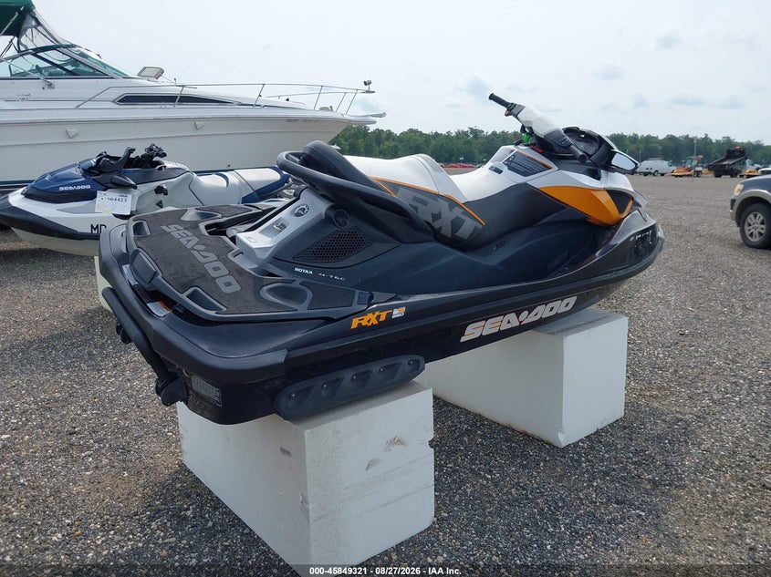 2012 SEADOO RXT auction photo 4