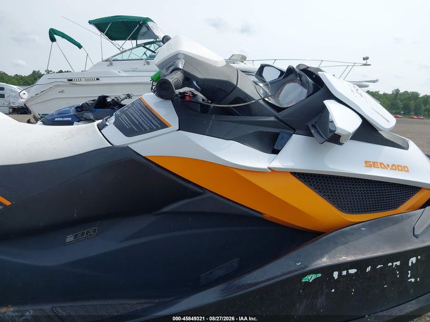 2012 SEADOO RXT auction photo 5