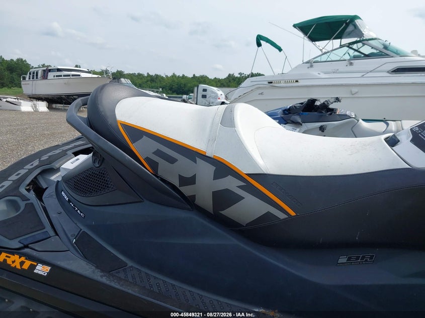 2012 SEADOO RXT auction photo 8