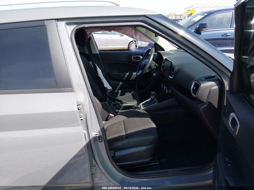 2022 HYUNDAI VENUE auction photo 5