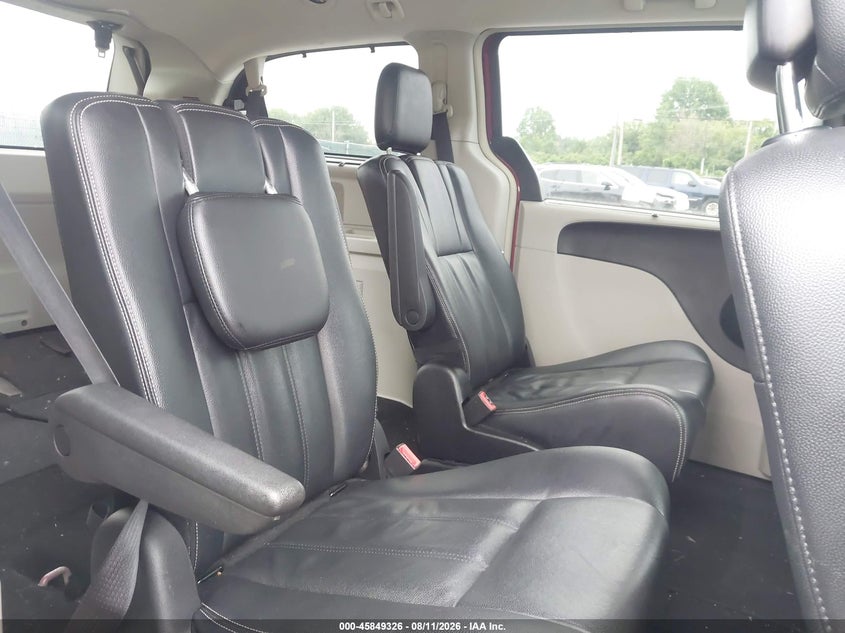 CHRYSLER TOWN & COUNTRY 2015 VIN 2C4RC1BG7FR753733