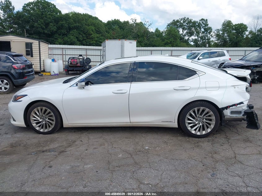 LEXUS ES 300H - zdjęcie 14