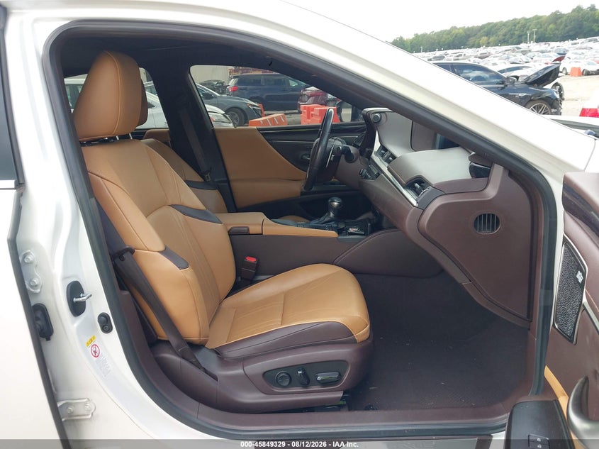 LEXUS ES 300H - zdjęcie 5