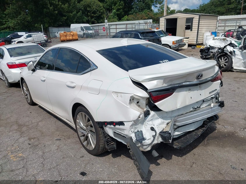 LEXUS ES 300H - zdjęcie 6