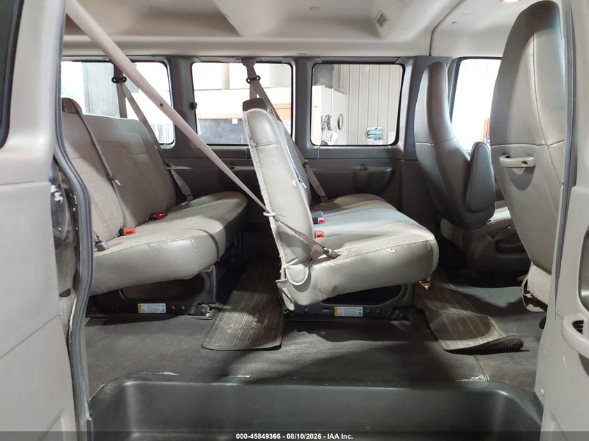 2020 CHEVROLET EXPRESS PASSENGER auction photo 8