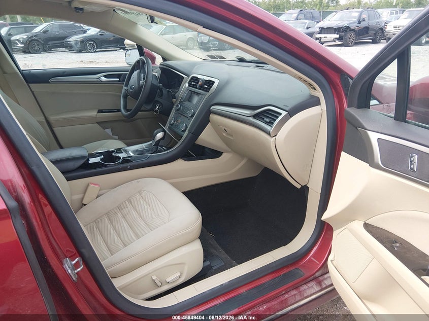 2016 FORD FUSION auction photo 5
