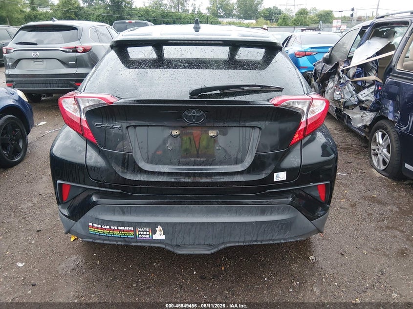 TOYOTA C-HR - zdjęcie 16