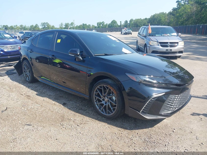 TOYOTA CAMRY - zdjęcie 1