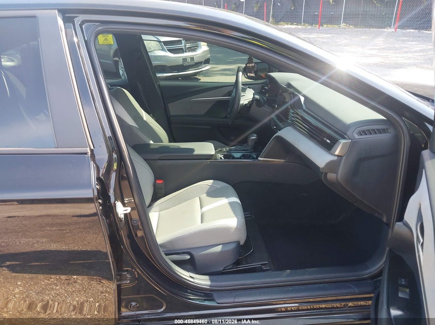 TOYOTA CAMRY - zdjęcie 5