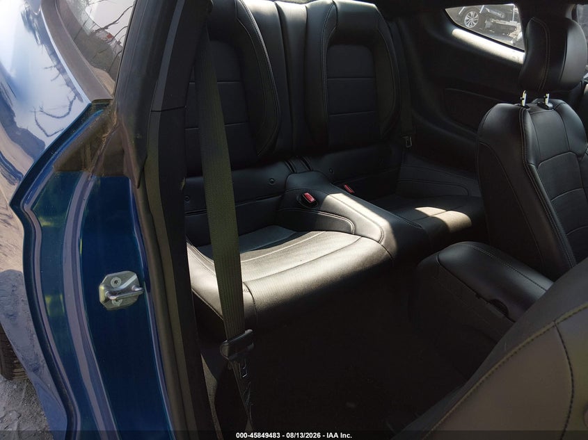 2017 FORD MUSTANG auction photo 8