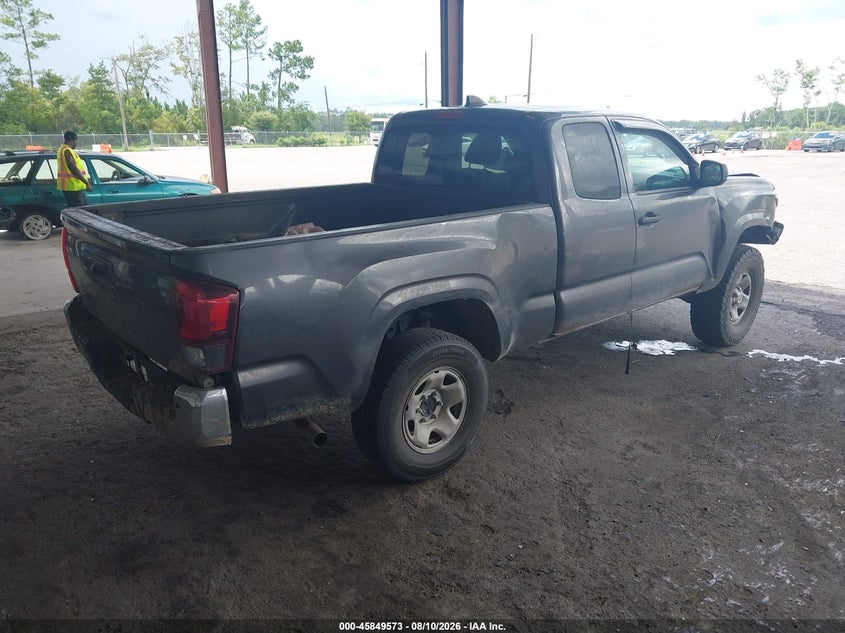 2020 TOYOTA TACOMA auction photo 4