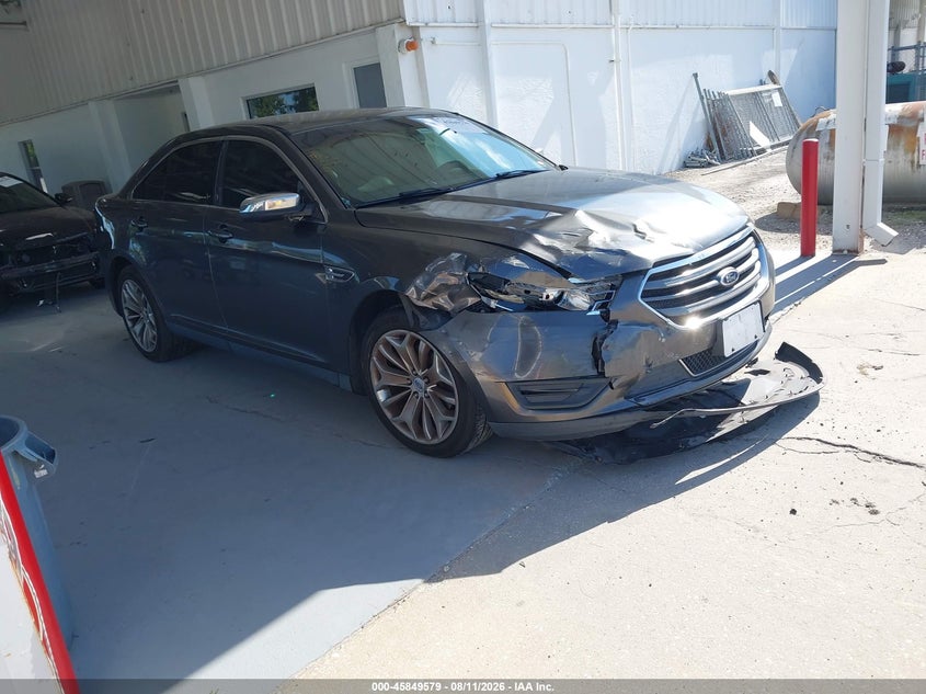 2015 FORD TAURUS auction photo 1