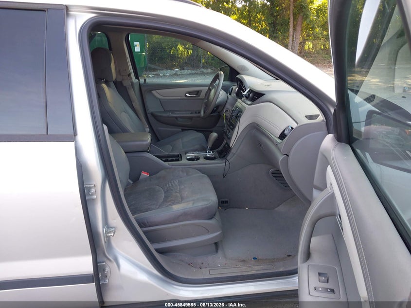 2016 CHEVROLET TRAVERSE auction photo 5
