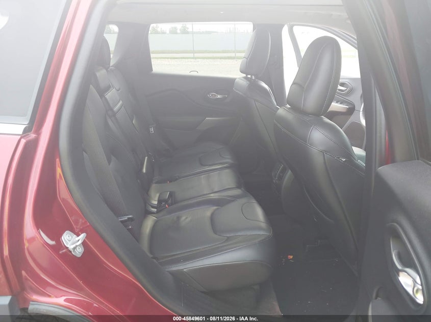2019 JEEP CHEROKEE auction photo 8