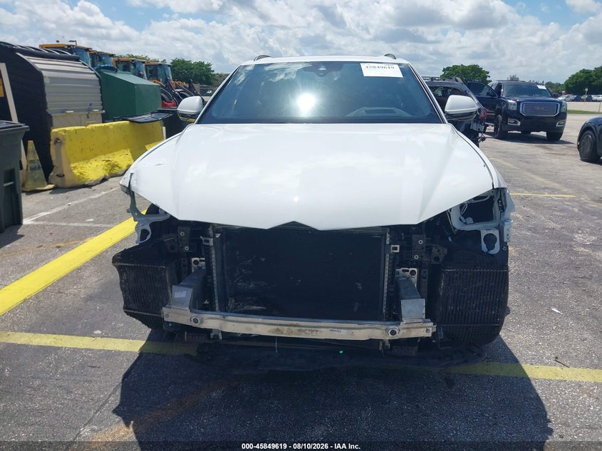 2019 LAMBORGHINI URUS auction photo 6