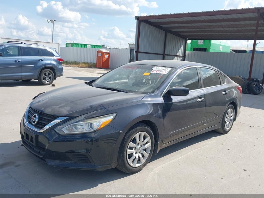 2018 NISSAN ALTIMA auction photo 2