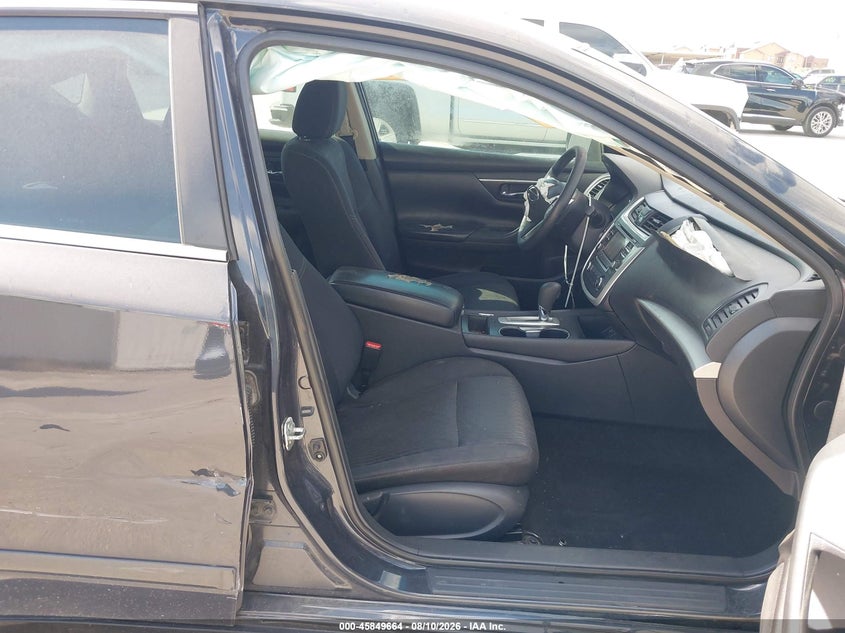 2018 NISSAN ALTIMA auction photo 5