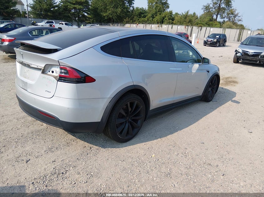 2017 TESLA MODEL X auction photo 4